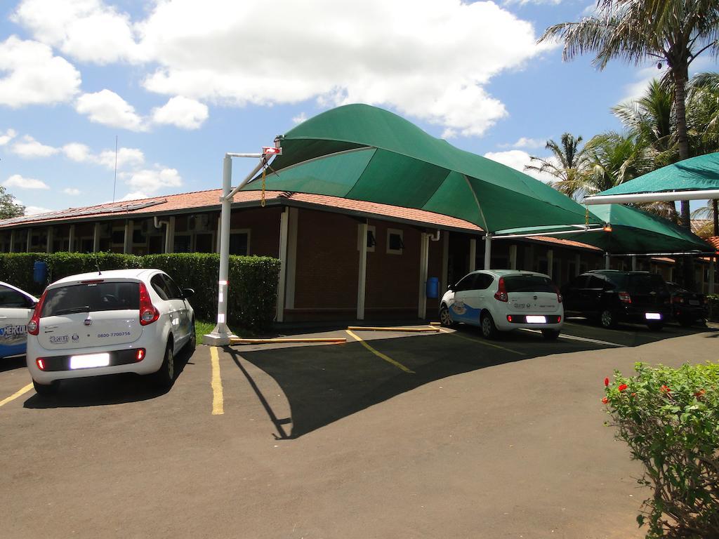 Hotel Pousada Vale Do Sol Em Pompéia المظهر الخارجي الصورة