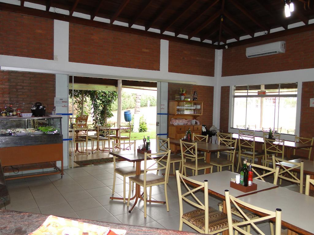Hotel Pousada Vale Do Sol Em Pompéia المظهر الخارجي الصورة