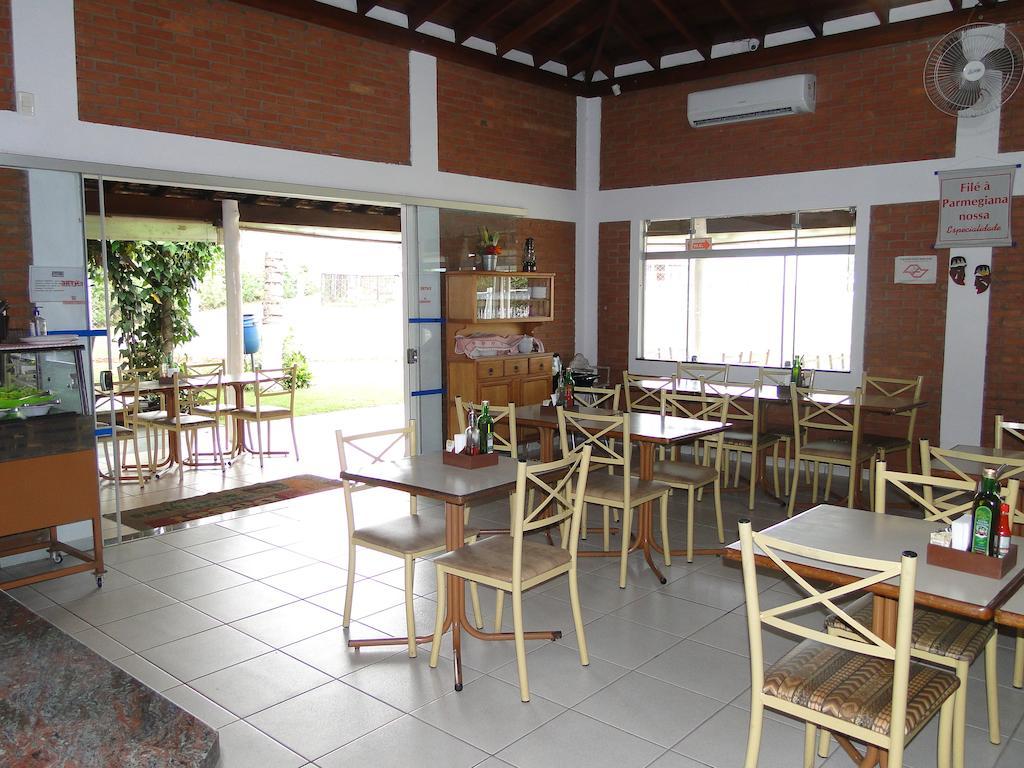Hotel Pousada Vale Do Sol Em Pompéia المظهر الخارجي الصورة