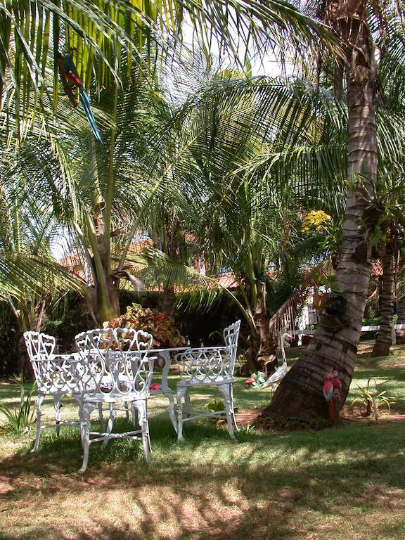 Hotel Pousada Vale Do Sol Em Pompéia المظهر الخارجي الصورة